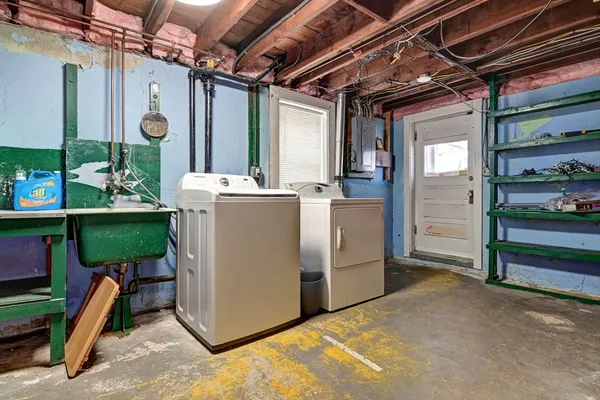 $3,350 | 317 Elmwood Avenue, Quincy, MA 02170