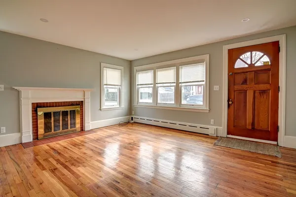 $3,350 | 317 Elmwood Avenue, Quincy, MA 02170