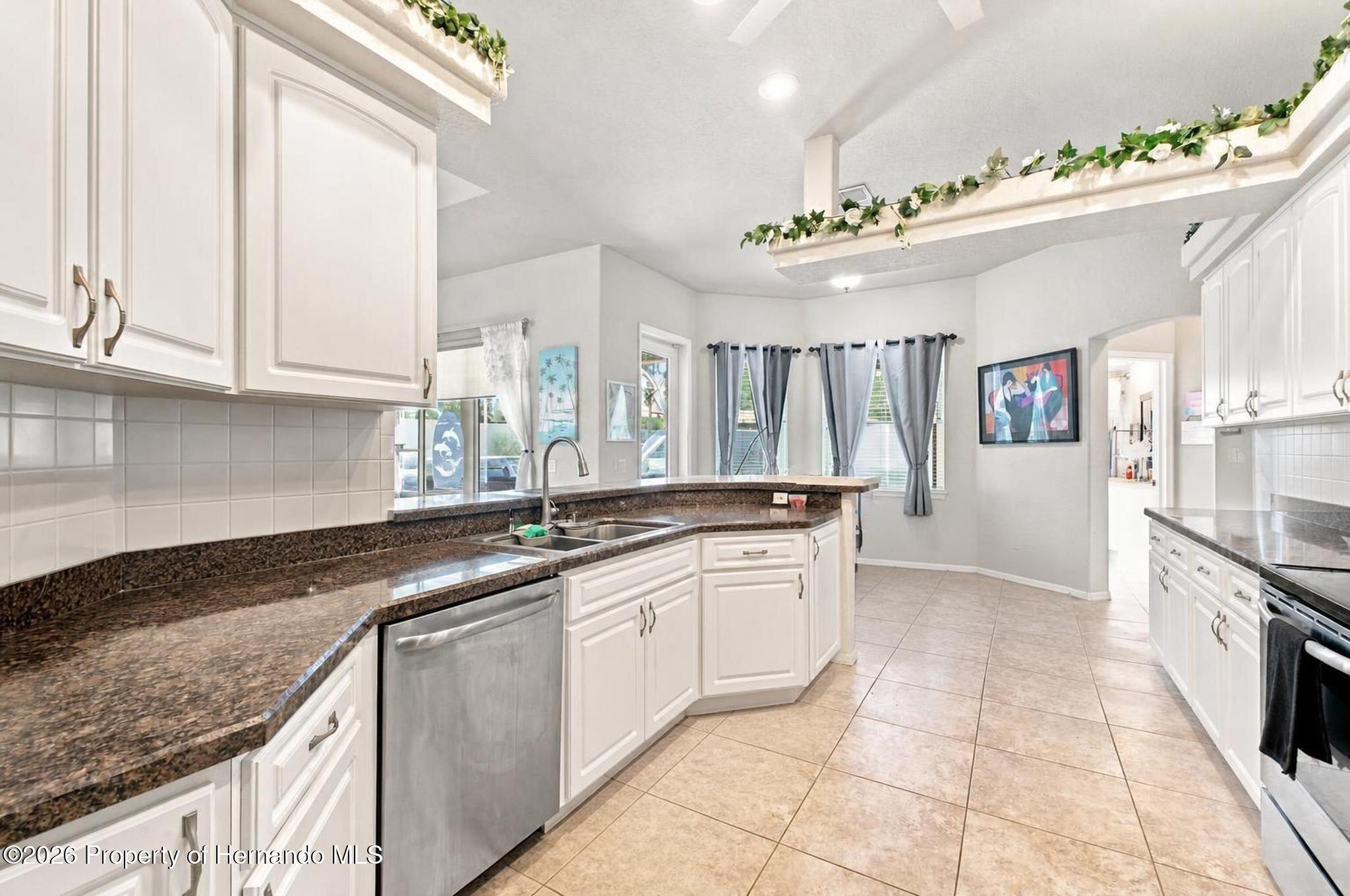 5287 Slater Road Spring Hill, FL 34608 - Photo 10 of 30