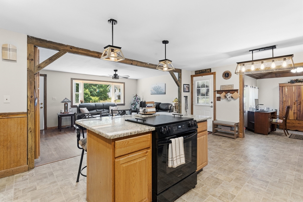 215 Donohue Road Dracut, MA 01826 - Photo 18 of 40
