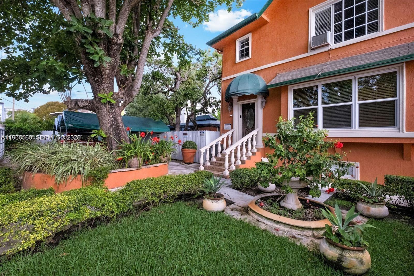 1033 Northwest 6 Street, Unit COTTAGE Miami, FL 33136 - Photo 2 of 12