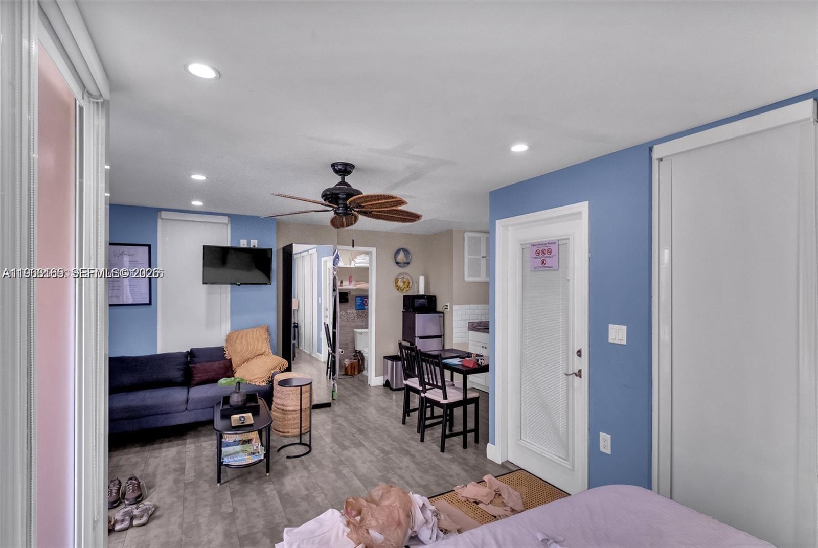 1033 Northwest 6 Street, Unit COTTAGE Miami, FL 33136 - Photo 8 of 12