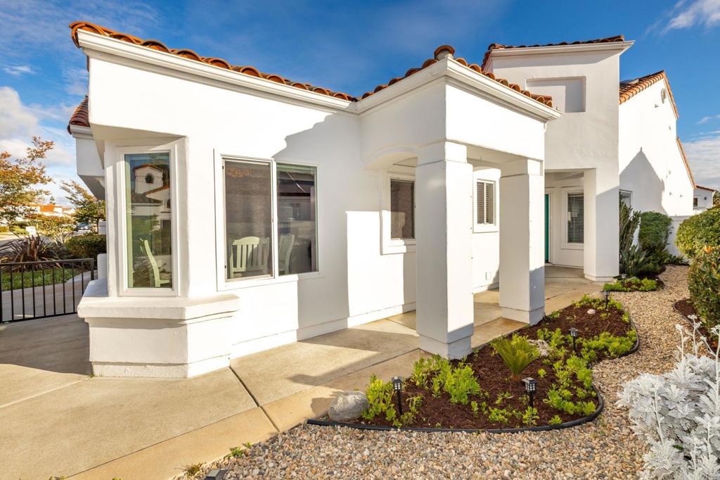 4969 Lamia Way Oceanside, CA 92056 - Photo 6 of 69