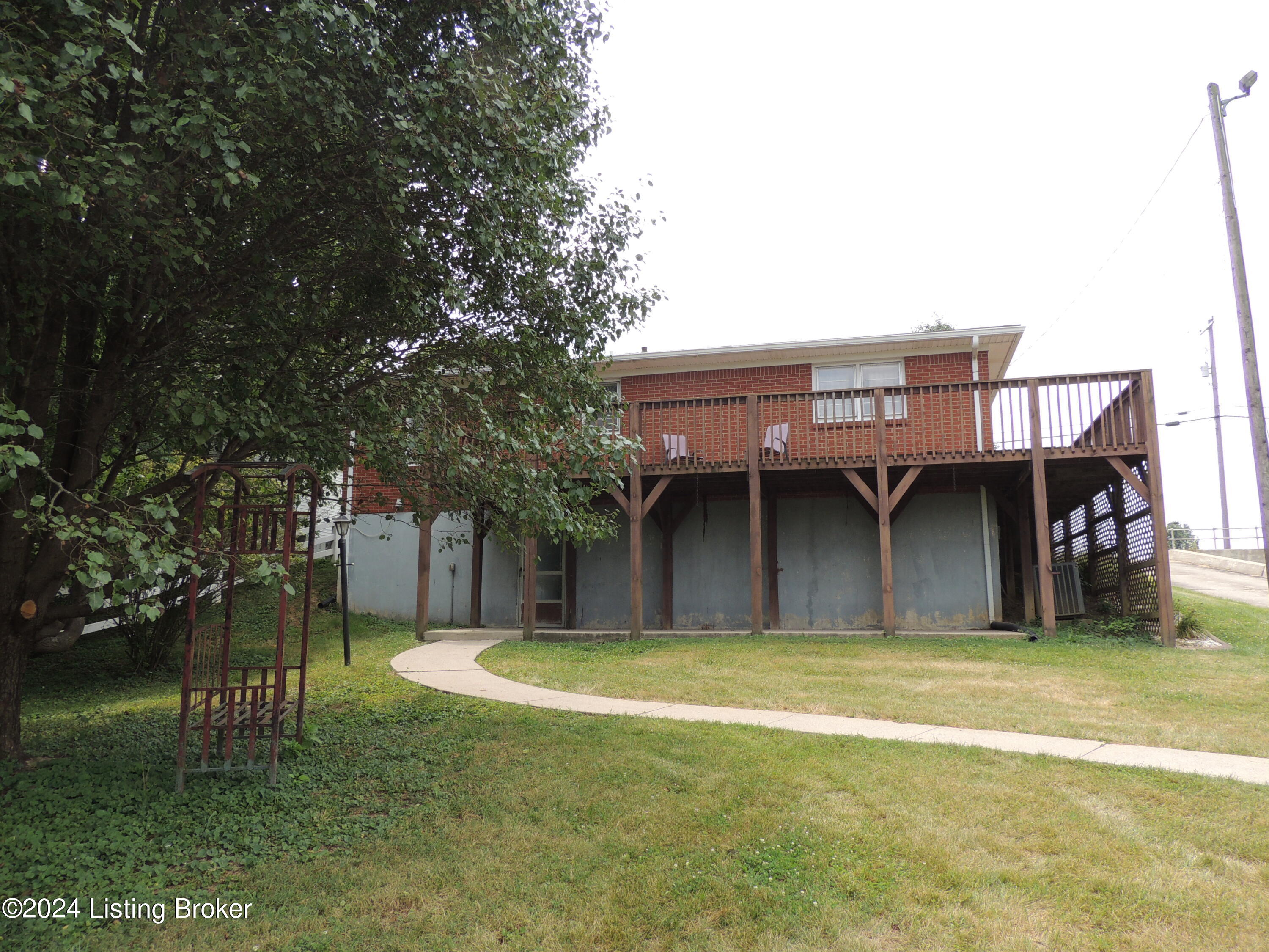226 Fairfield Hill Road Bloomfield, KY 40008 - Photo 21 of 25 DSCN1055