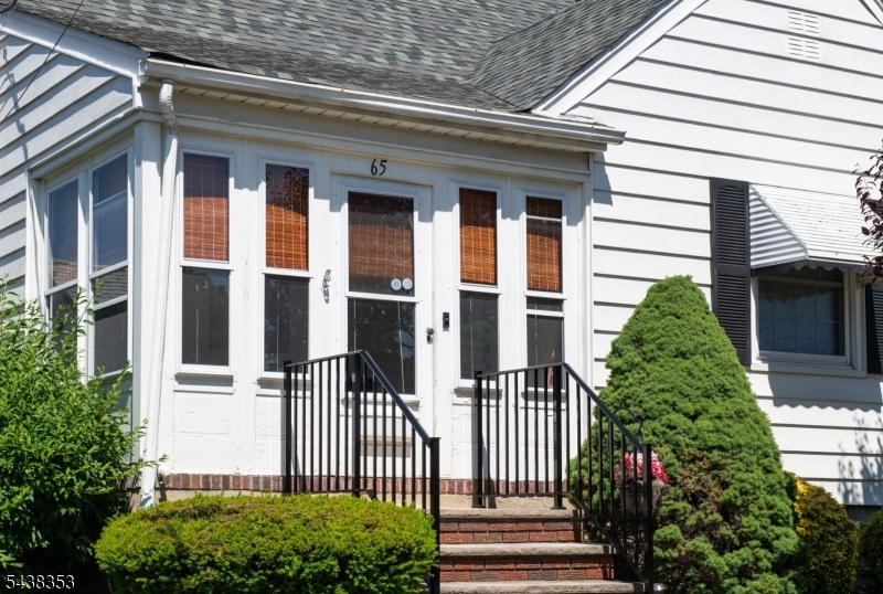 65 Harding Avenue Totowa, NJ 07512 - Photo 4 of 36