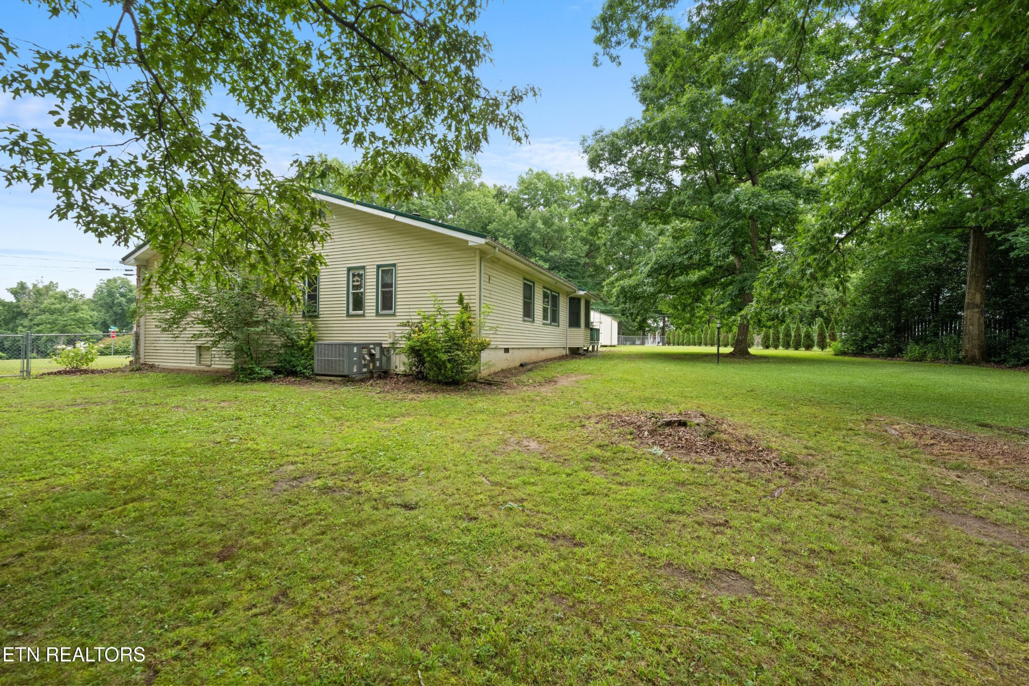241 Cardinal Loop Crossville, TN 38555 - Photo 33 of 37