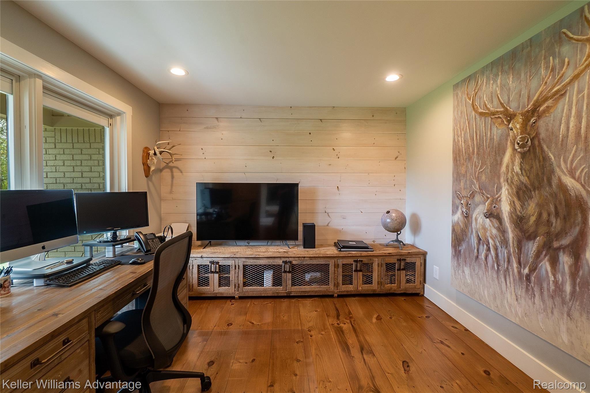 5343 Orion Road Rochester, MI 48306 - Photo 8 of 72 OrionRd_5343_Office 1.jpg