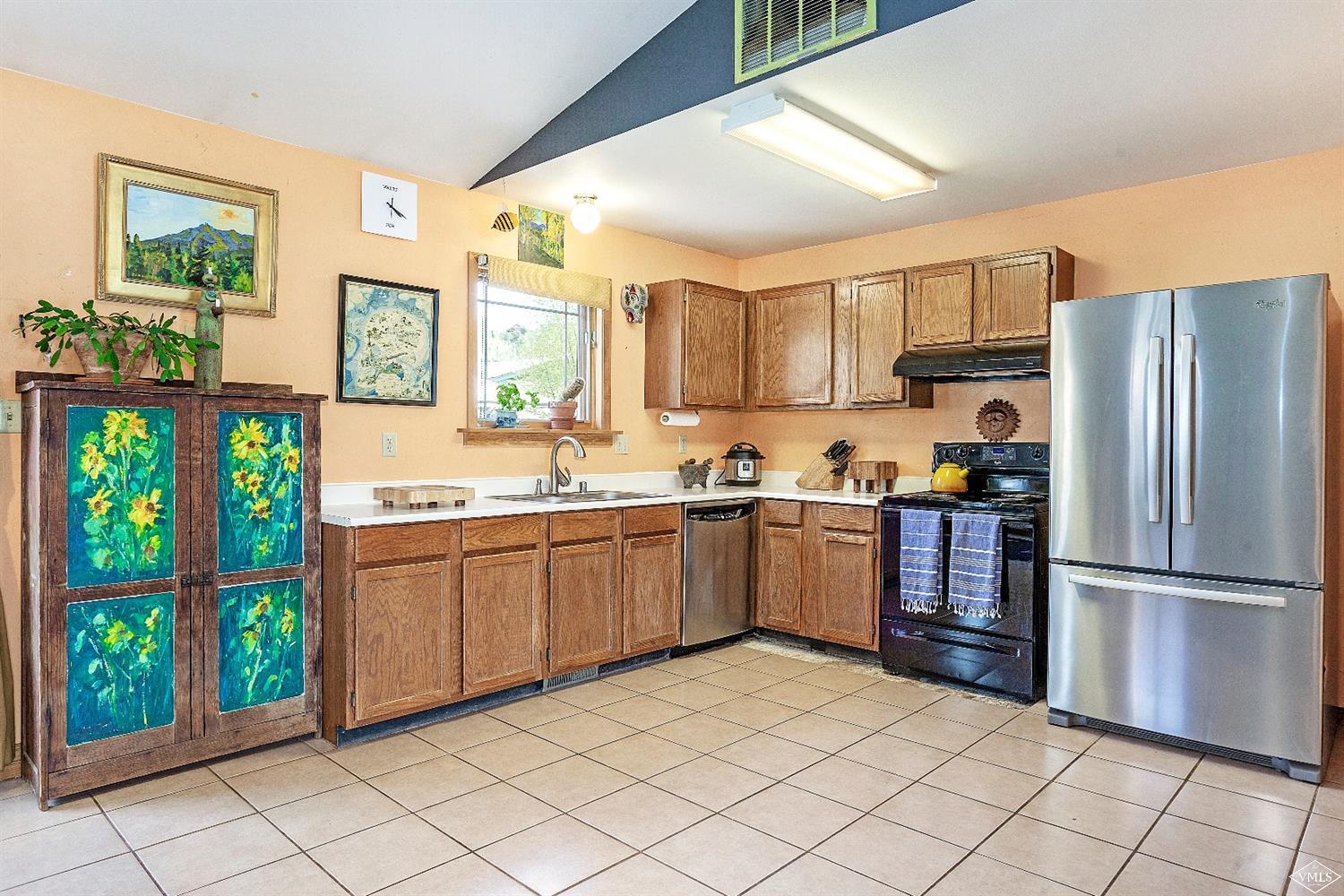 113 Spring Circle Gypsum, CO 81637 - Photo 12 of 20 Additional Photo