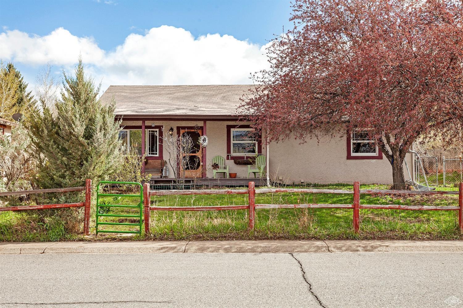 113 Spring Circle Gypsum, CO 81637 - Photo 4 of 20 Additional Photo