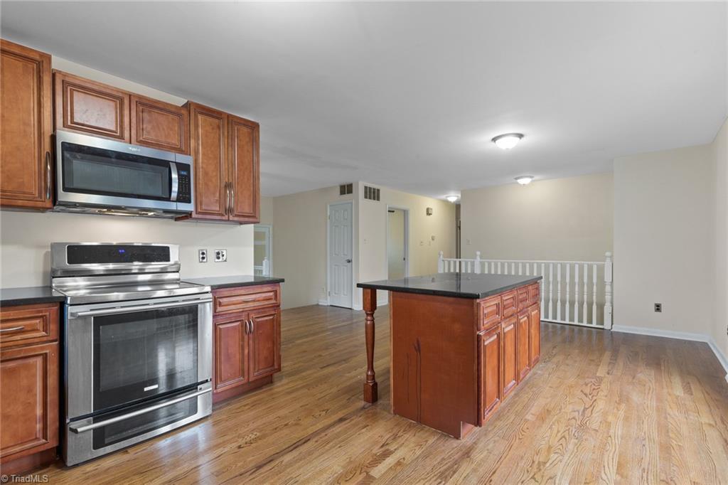 3921 Whitfield Road Winston-Salem, NC 27105 - Photo 12 of 25 Gallery Image 12