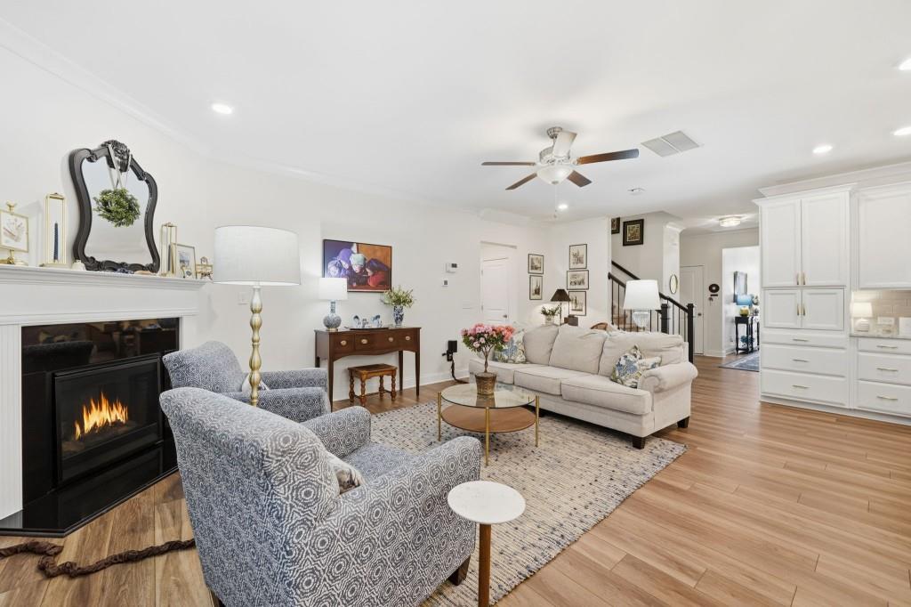 707 Evergreen Lane Canton, GA 30114 - Photo 6 of 76