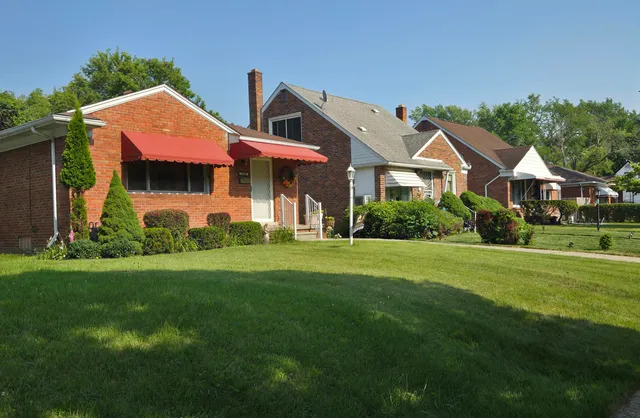 $57,900 | 8236 Trinity Street, Detroit, MI 48228