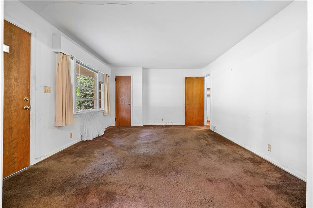 2592 Woodridge Drive Decatur, GA 30033 - Photo 5 of 25 Gallery Image 5