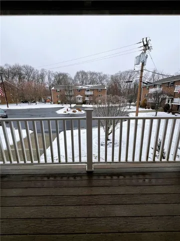 $2,000 | 395 Mendon Road, Unit D5, North Smithfield, RI 02896