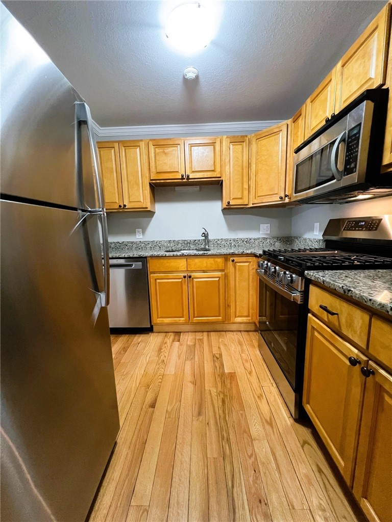 395 Mendon Road, Unit D5 North Smithfield, RI 02896 - Photo 4 of 20