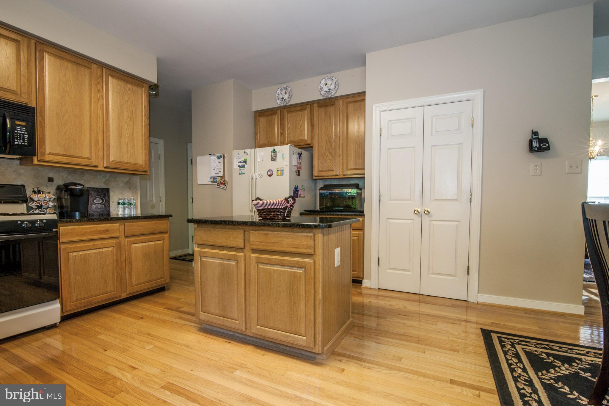 498 Stratford Road Fallston, MD 21047 - Photo 12 of 27 Kitchen