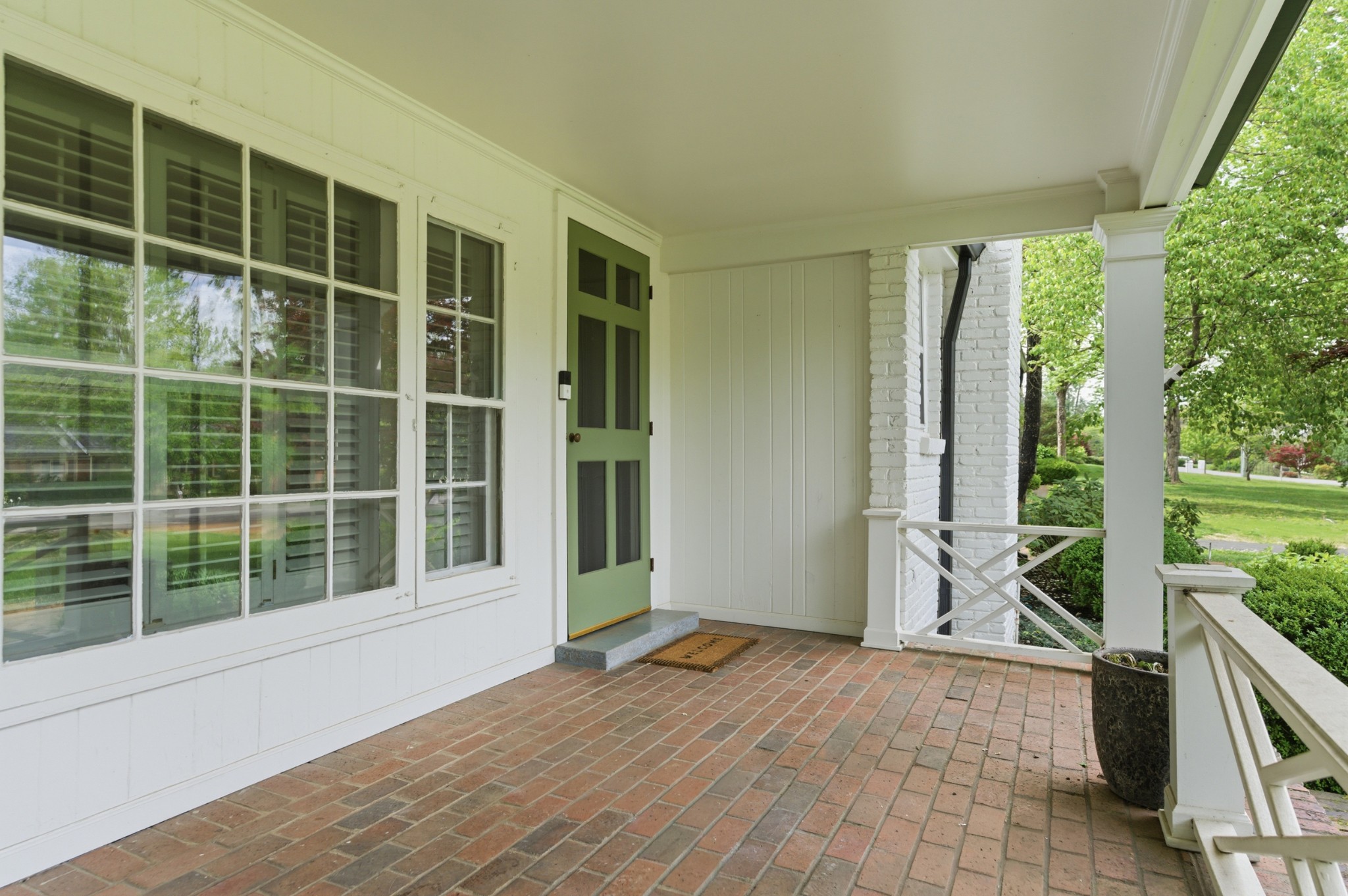 2833 Sugar Tree Road Nashville, TN 37215 - Photo 4 of 40