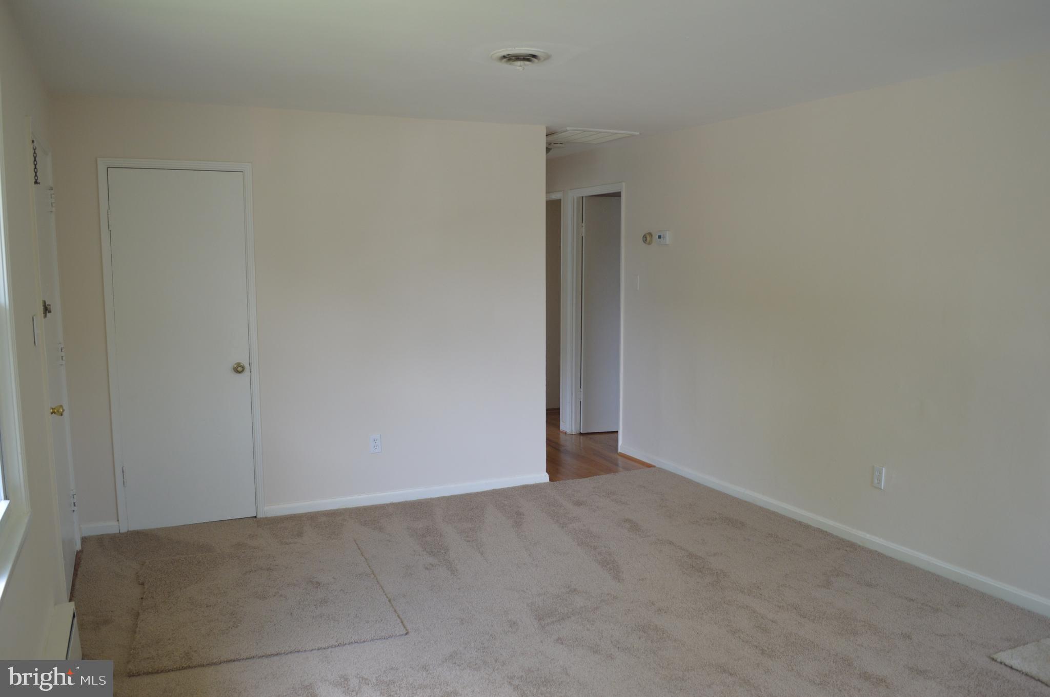 4712 Edgewood Road College Park, MD 20740 - Photo 5 of 45 Living room View #3