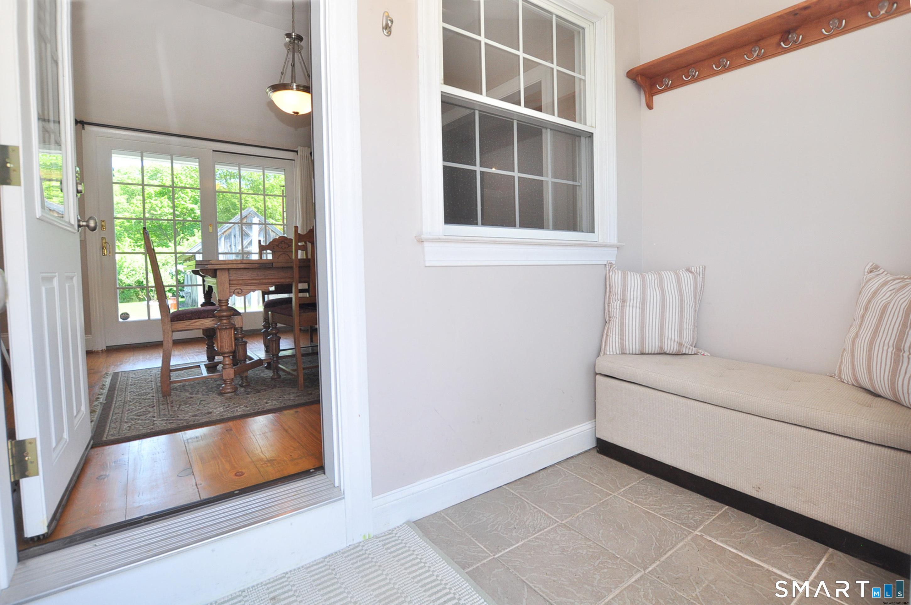 26 Village Road Simsbury, CT 06070 - Photo 27 of 32