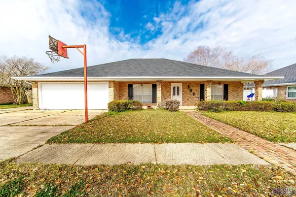 $350,000 | 507 Summerfield Drive, Houma, LA 70360
