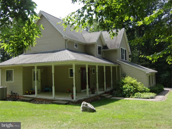 17 Shade Road Oley, PA 19547 - Photo 4 of 25 Gallery Image 4