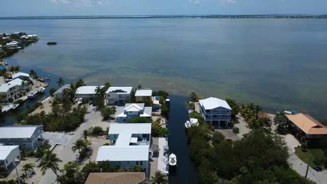 $989,999 | 22961 John Avery Lane, Cudjoe, FL 33042