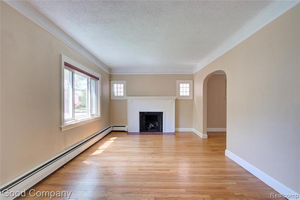 266 McMillan Road Grosse Pointe Farms, MI 48236 - Photo 3 of 33