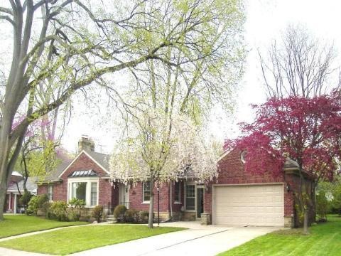 1548 South Renaud Road Grosse Pointe, MI 48236 - Photo 1 of 12 631123.JPG