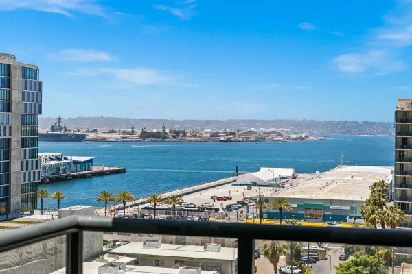 $1,599,000 | 1205 Pacific Highway, Unit 1206, San Diego, CA 92101