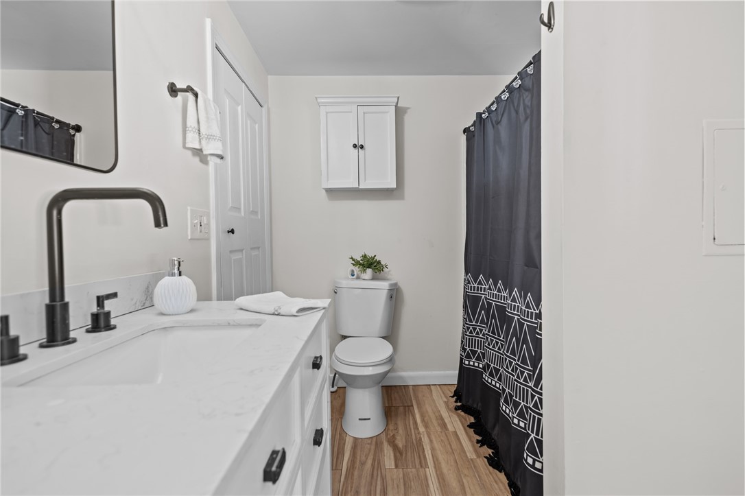 273 Main Street Cranston, RI 02831 - Photo 21 of 41