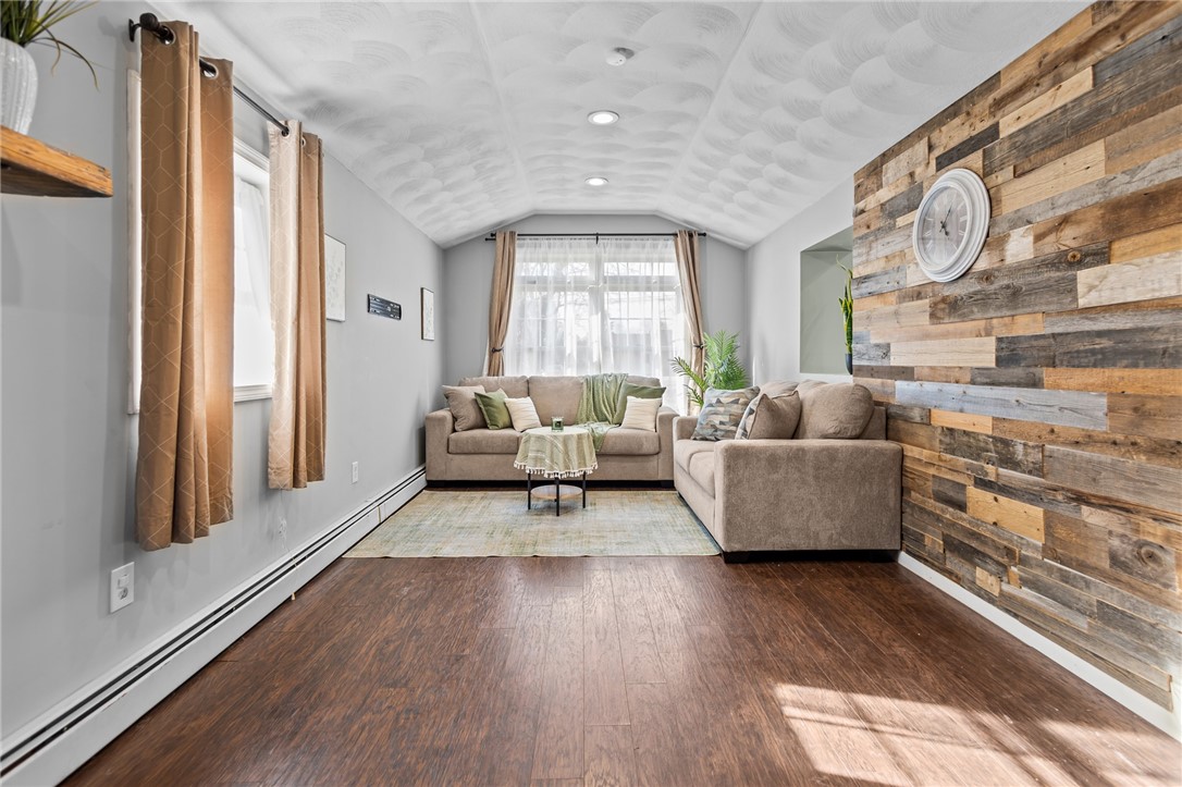 273 Main Street Cranston, RI 02831 - Photo 9 of 41