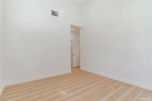 $4,000 | 7570 Chaminade Avenue, Canoga Park, CA 91304