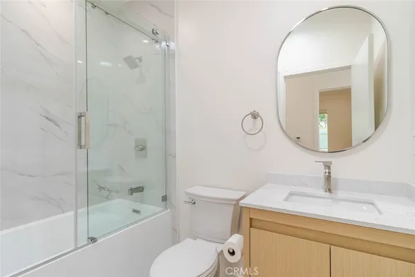 $4,000 | 7570 Chaminade Avenue, Canoga Park, CA 91304