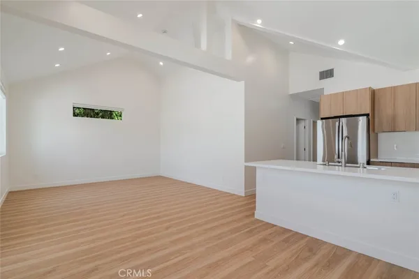 $4,000 | 7570 Chaminade Avenue, Canoga Park, CA 91304