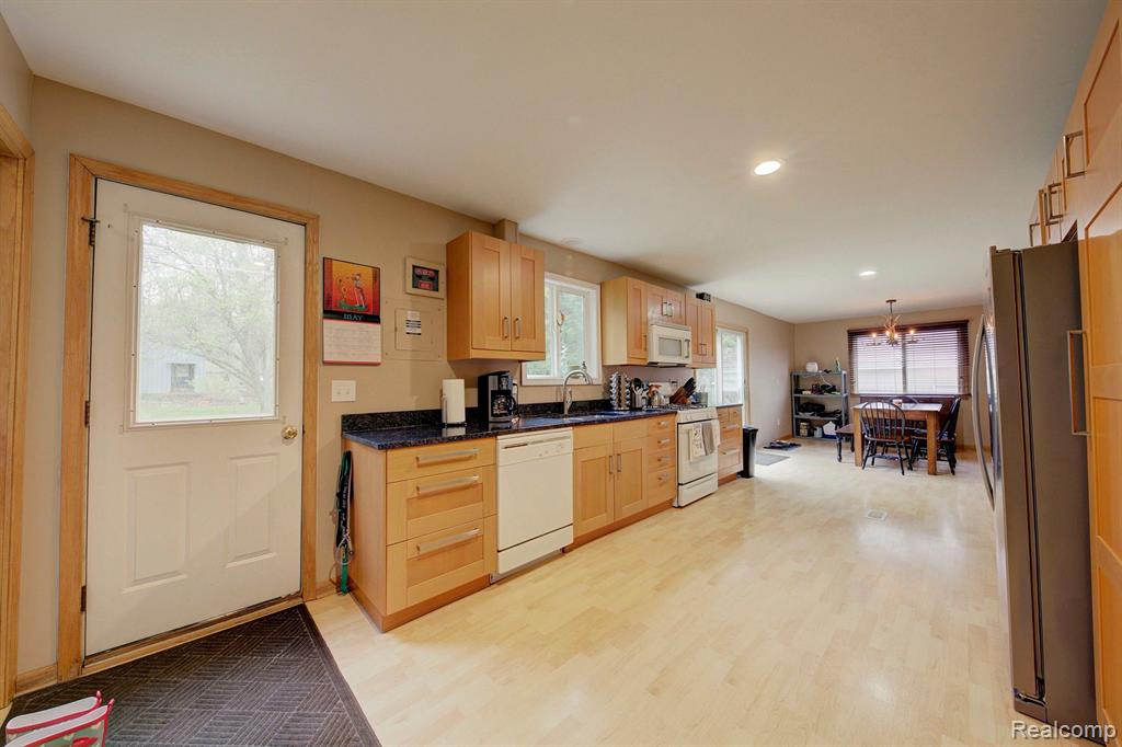 8309 North Territorial Road Dexter, MI 48130 - Photo 5 of 26 Gallery Image 5