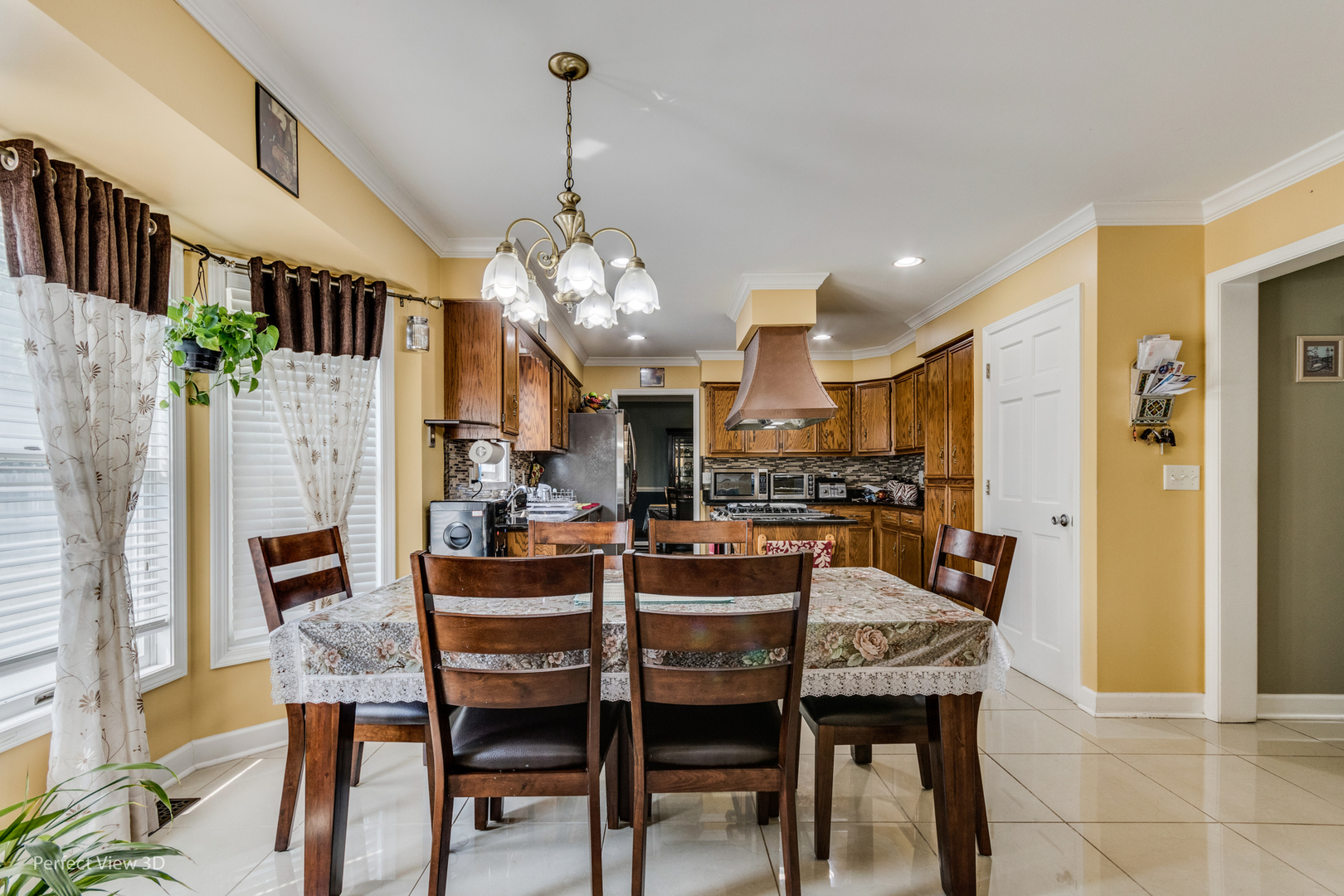 1815 Huntington Road St. Charles, IL 60174 - Photo 10 of 27