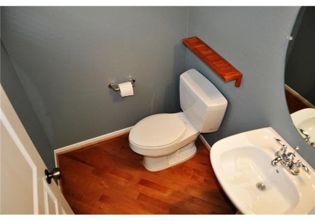 526 Almond Road San Marcos, CA 92078 - Photo 10 of 19