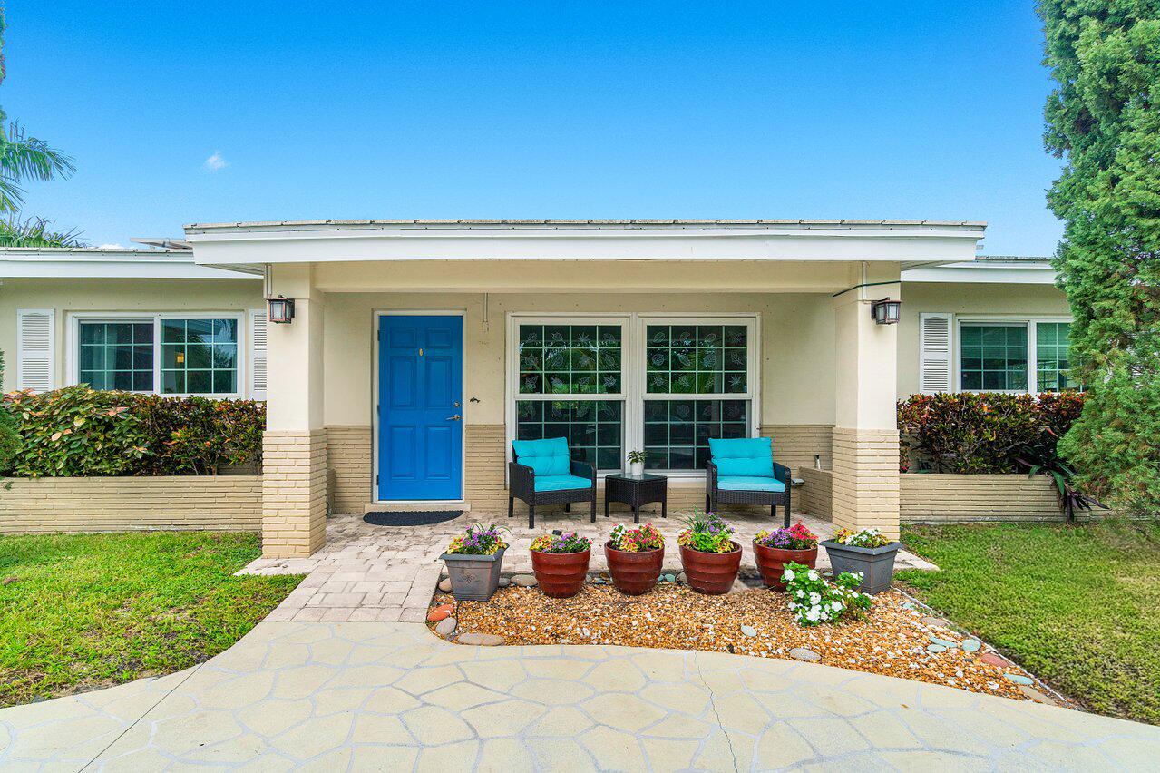 461 Northeast 24th Street Boca Raton, FL 33431 - Photo 4 of 35 004