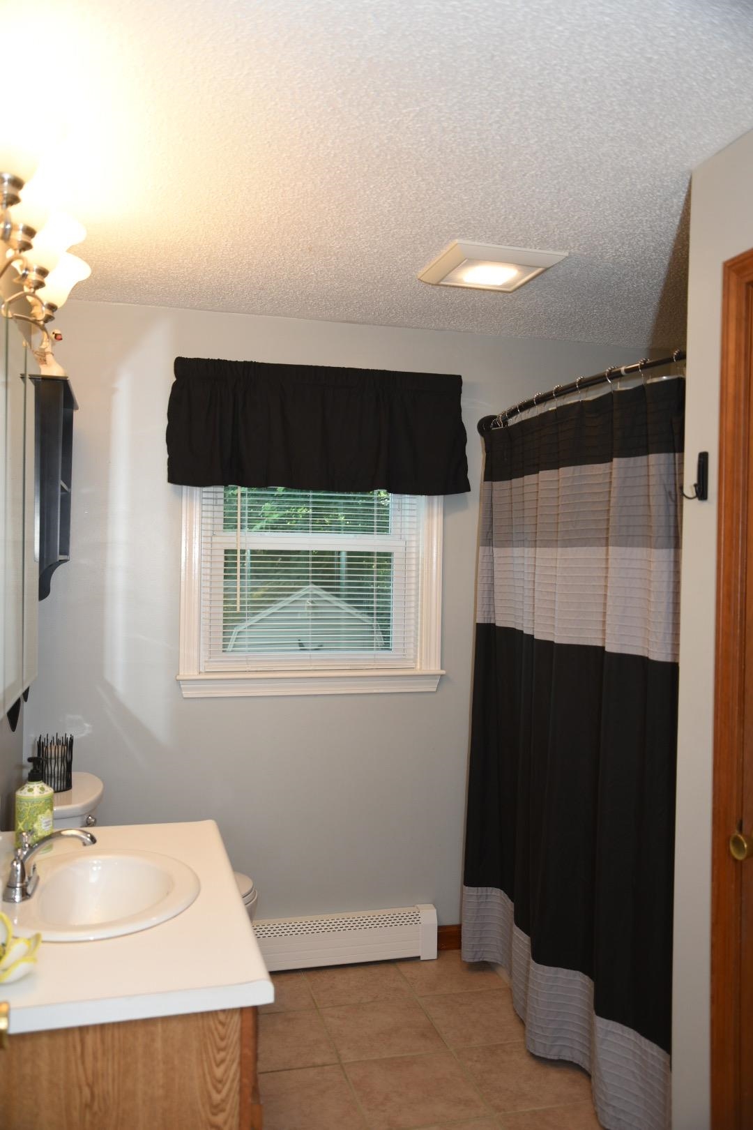 22 Edgewood Street Milford, NH 03055 - Photo 36 of 60