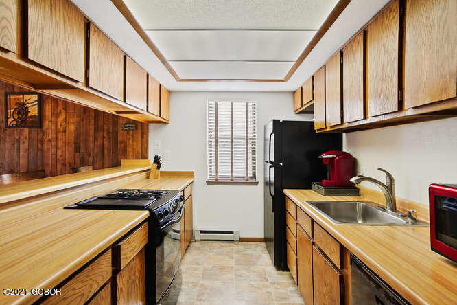 83 County Road Fraser, CO 80442 - Photo 9 of 28 83 Meadow Mile Unit D12 Fraser-small-009