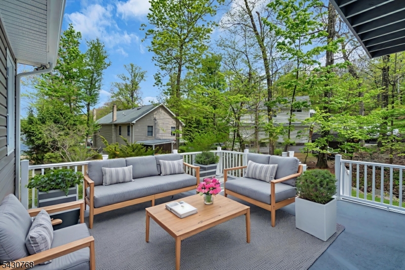 385 Maxim Drive Hopatcong, NJ 07821 - Photo 40 of 50