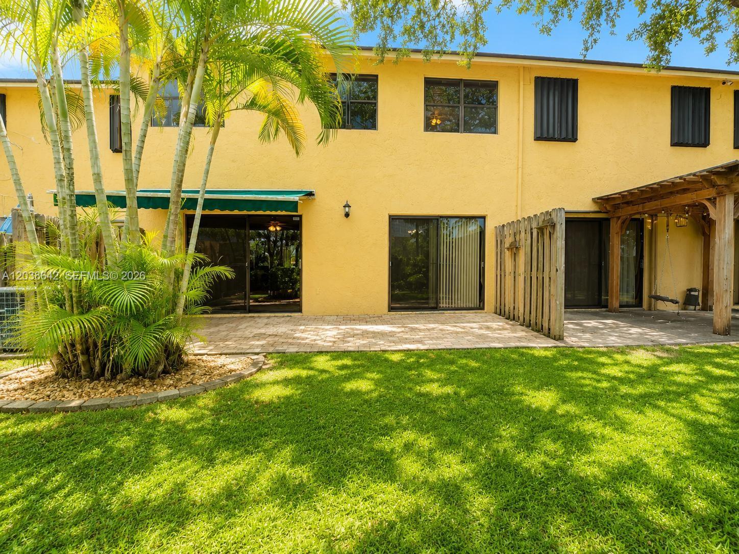 5476 Gate Lake Road, Unit 5476 Tamarac, FL 33319 - Photo 27 of 32