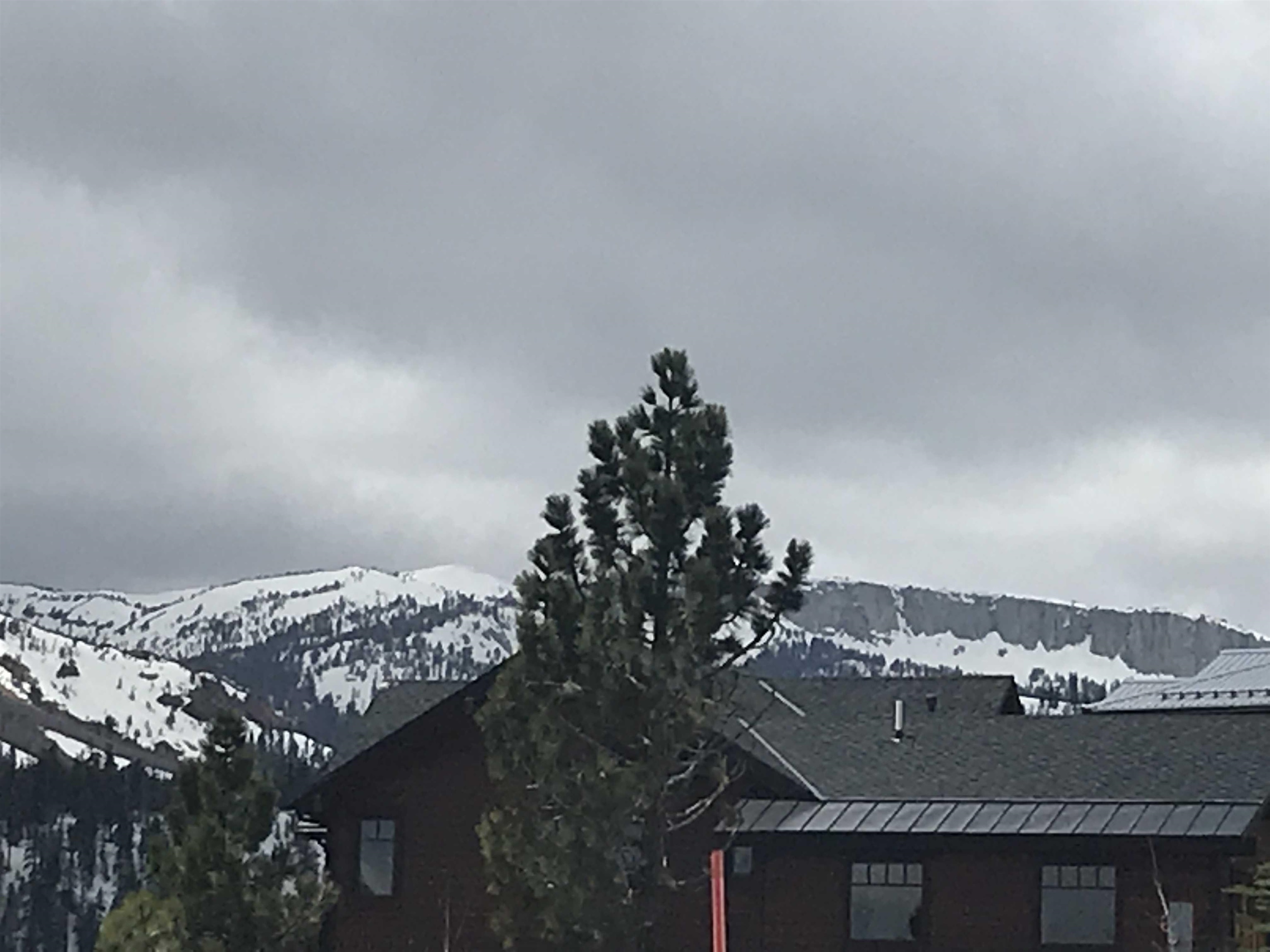 5 Ridge Way Mammoth Lakes, CA 93546 - Photo 10 of 10 Gallery Image 10