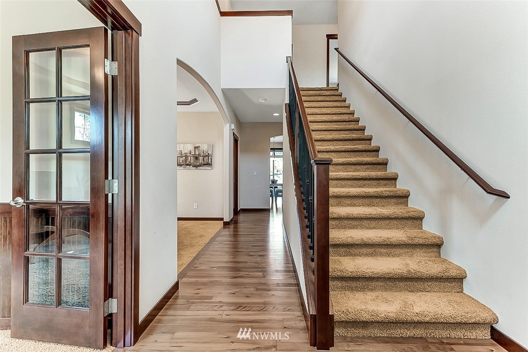 21210 38th Avenue Southeast Bothell, WA 98021 - Photo 3 of 25