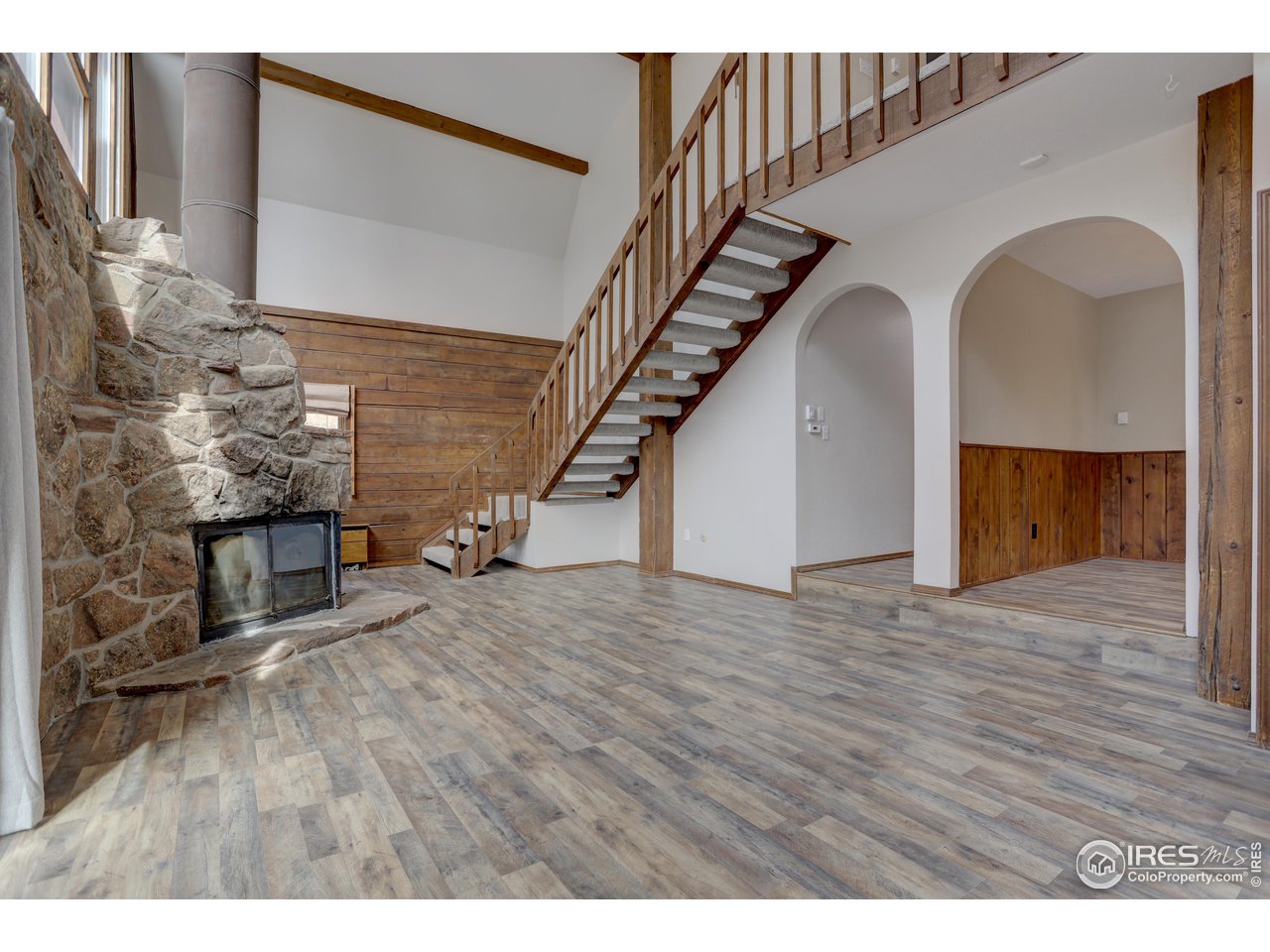 601 Pika Road Boulder, CO 80302 - Photo 5 of 38 a view of entryway and hall with wooden floor