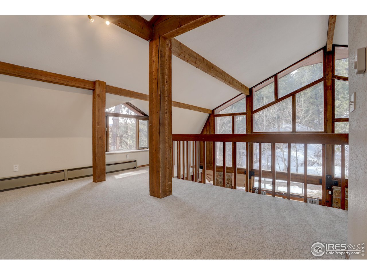 601 Pika Road Boulder, CO 80302 - Photo 8 of 38 a view of an empty room