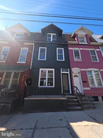 $1,850 | 306 South 10th Street, Reading, PA 19602