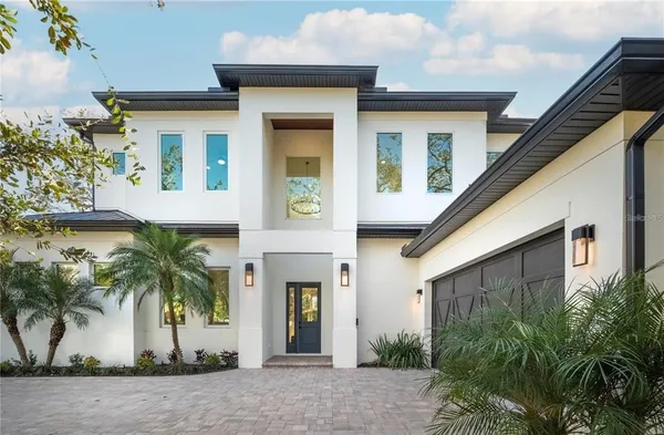 $2,190,000 | 2420 Floyd Street, Sarasota, FL 34239