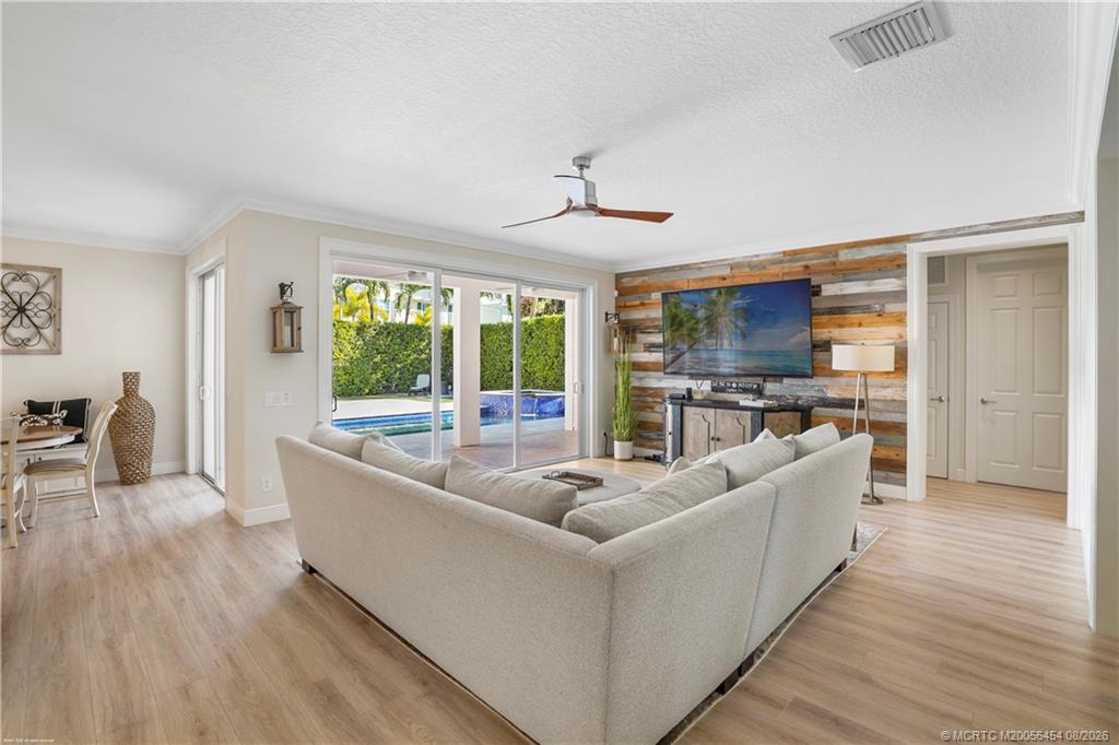 1421 Windley Key Way Jupiter, FL 33458 - Photo 10 of 82 Gallery Image 10
