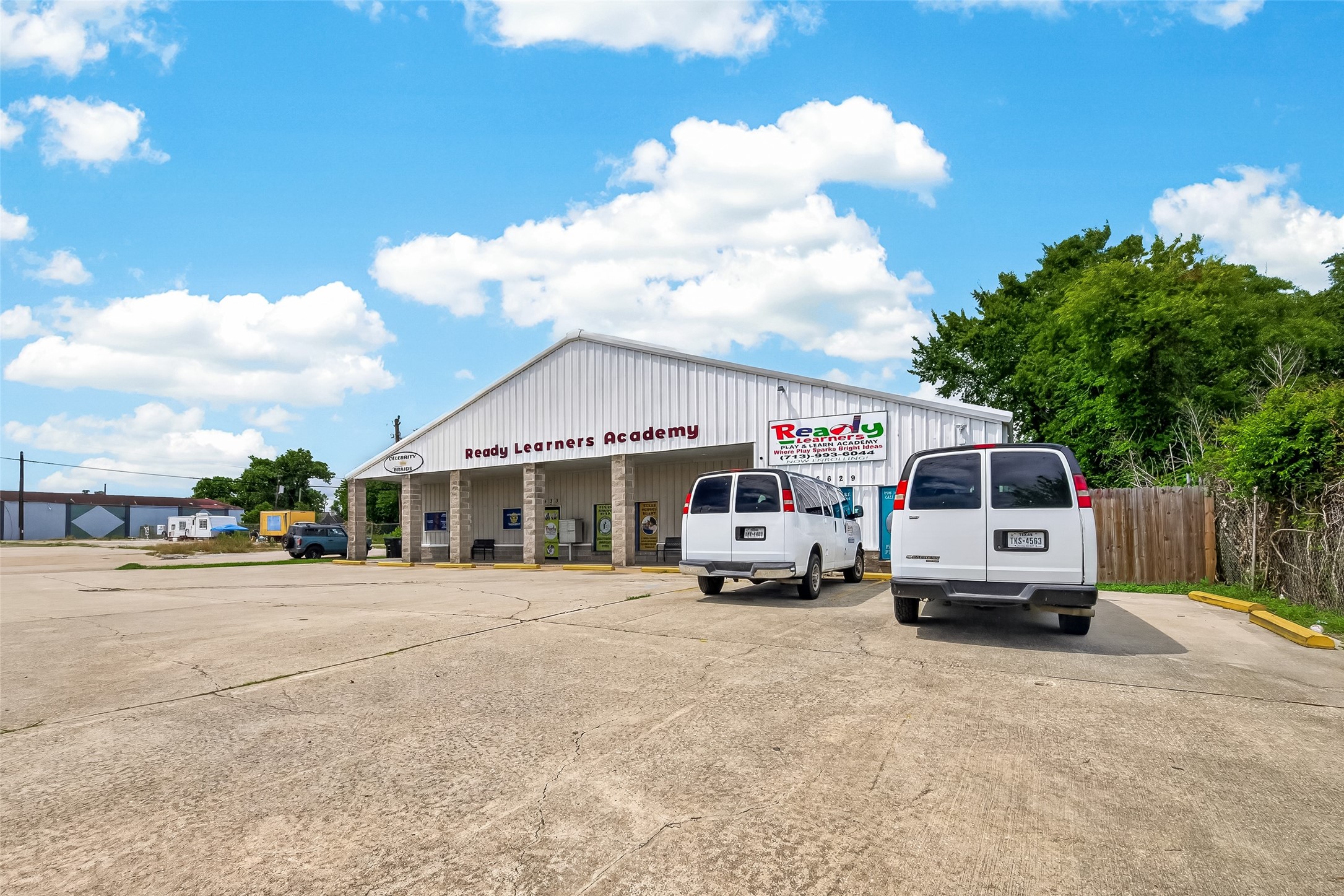 4721 Yellowstone Boulevard Houston, TX 77021 - Photo 3 of 19